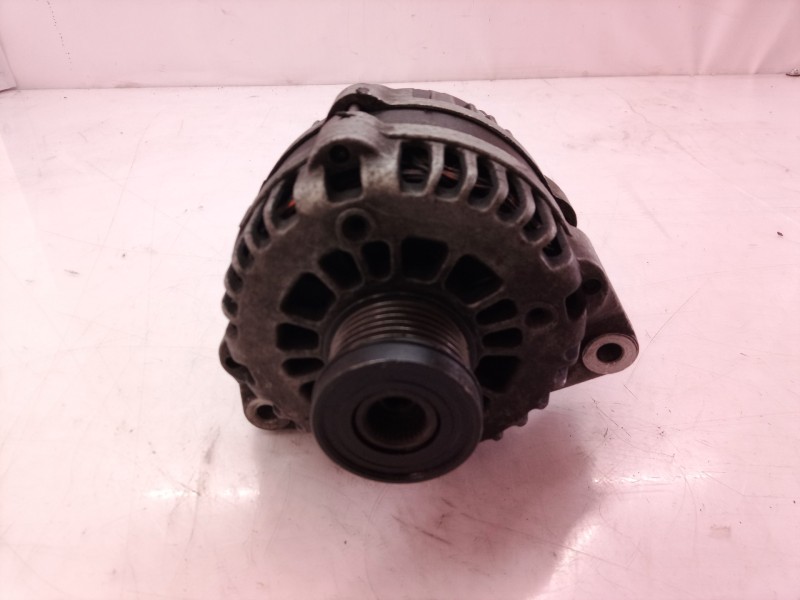 Recambio de alternador para ssangyong kyron 200 xdi premium 4wd referencia OEM IAM A6641540002 A6641540002 A6641540002