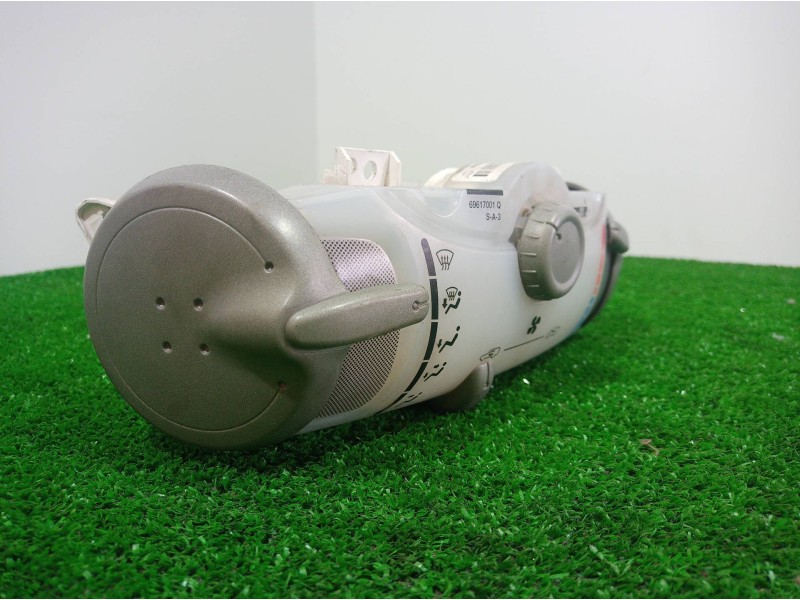 Recambio de mando calefaccion / aire acondicionado para peugeot 107 básico referencia OEM IAM P69610001A P69610001A P69610001A