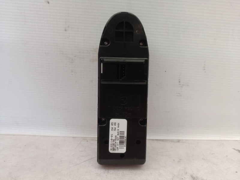 Recambio de mando elevalunas delantero izquierdo para bmw serie 5 berlina (e60) 530d referencia OEM IAM 912211001 912211001 9122