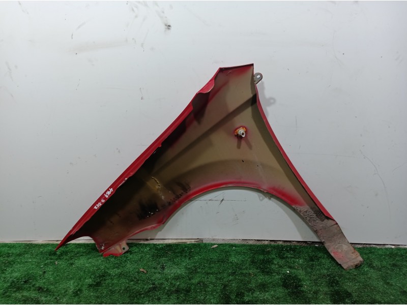 Recambio de aleta delantera derecha para chevrolet kalos 1.4 sx sport referencia OEM IAM   