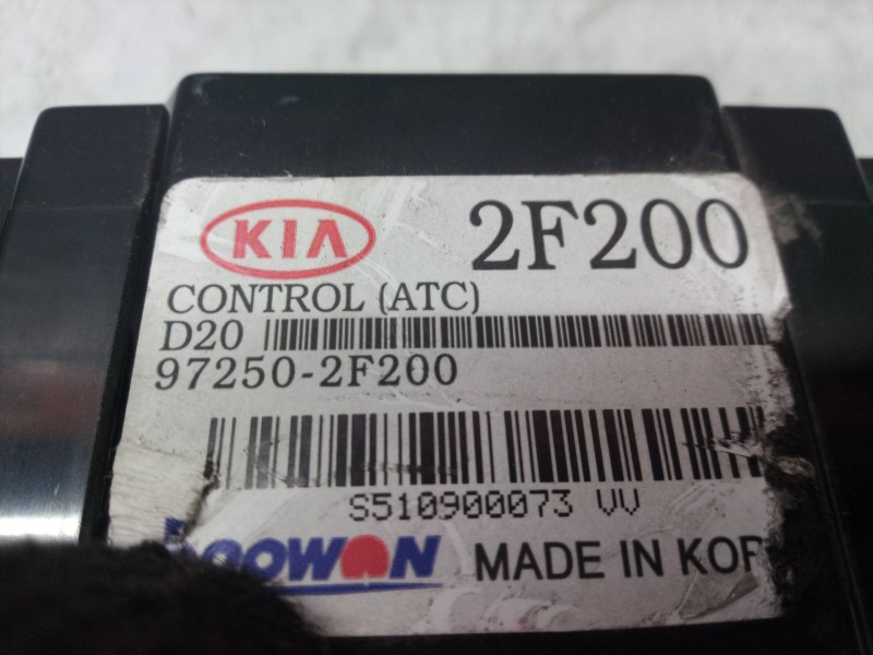 Recambio de mando calefaccion / aire acondicionado para kia cerato 2.0 ex crdi berlina (4-ptas.) referencia OEM IAM 972502F200 9