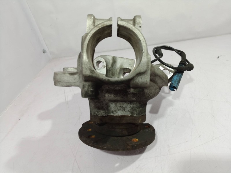 Recambio de mangueta delantera derecha para bmw serie 5 berlina (e60) 530d referencia OEM IAM 6760954 6760954 6760954