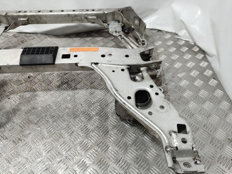 Recambio de cuna motor para bmw serie 1 berlina (e81/e87) 120i referencia OEM IAM 2121644 2121644 2121644