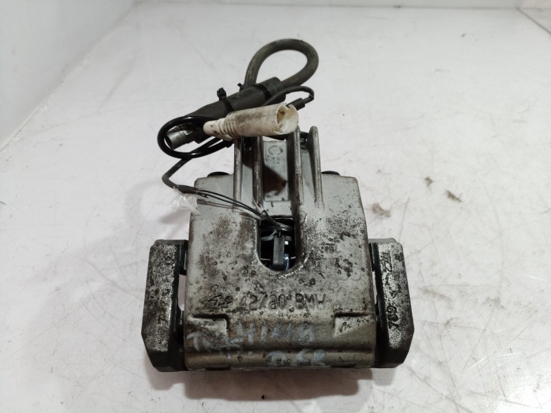 Recambio de pinza freno trasera derecha para bmw serie 5 berlina (e60) 530d referencia OEM IAM 4220BMW 4220 4220