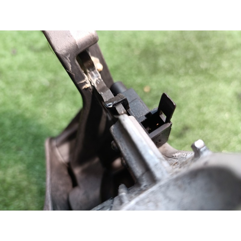 Recambio de palanca freno de mano para volkswagen golf plus (5m1) bluemotion edition referencia OEM IAM 8J0711303 8J0711303 1J09