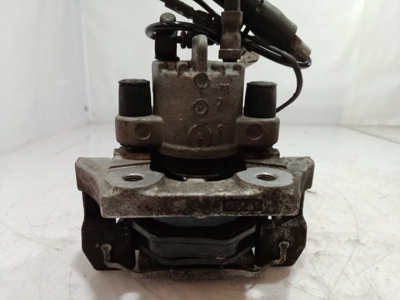 Recambio de pinza freno trasera derecha para bmw serie 5 berlina (e60) 530d referencia OEM IAM 4220BMW 4220 4220