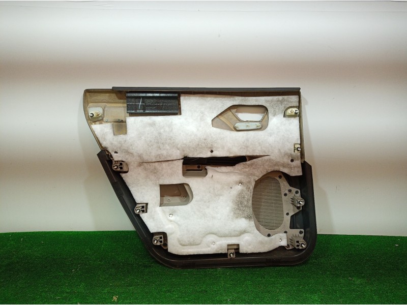 Recambio de guarnecido puerta trasera derecha para dodge journey sxt referencia OEM IAM   