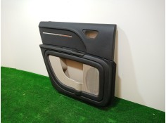 Recambio de guarnecido puerta trasera izquierda para dodge journey sxt referencia OEM IAM    2