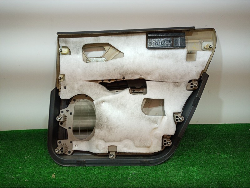 Recambio de guarnecido puerta trasera izquierda para dodge journey sxt referencia OEM IAM   