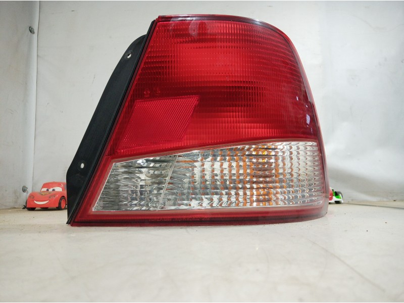 Recambio de piloto trasero derecho para hyundai accent (lc) 1.3 cat referencia OEM IAM   