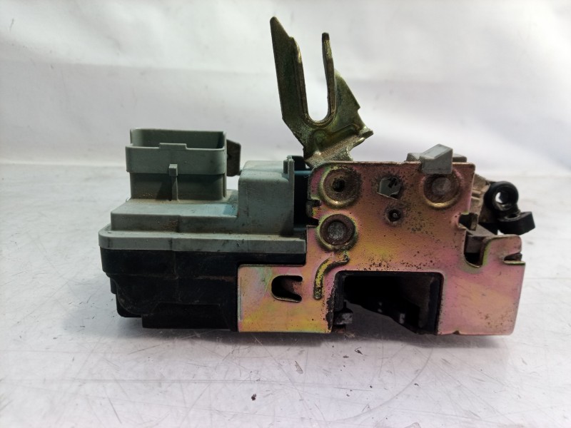 Recambio de cerradura puerta delantera izquierda para citroën xsara berlina 2.0 hdi 66kw premier referencia OEM IAM   