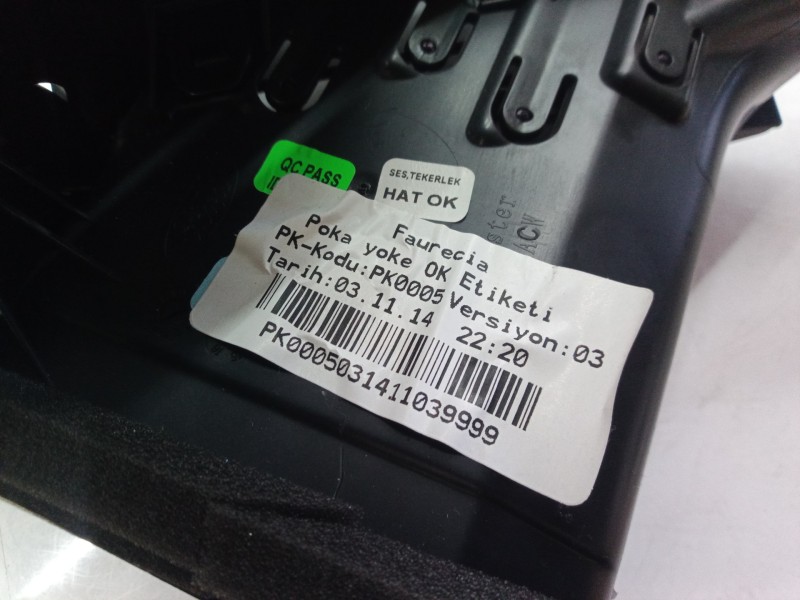 Recambio de rejilla aireadora para ford tourneo courier (c4a) ambiente referencia OEM IAM ET76R014L21 ET76R014L21 ET76R014L21