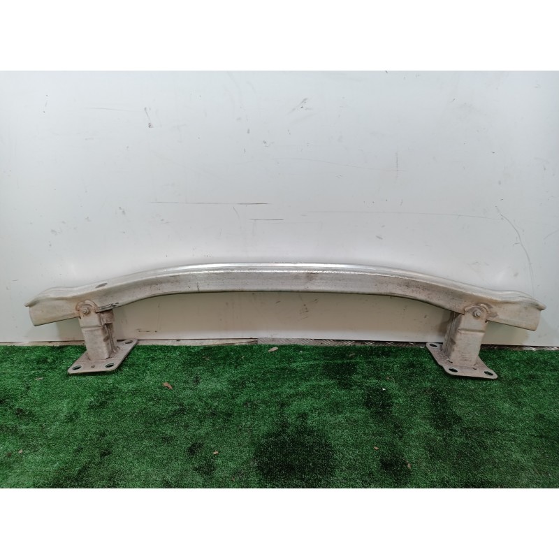 Recambio de refuerzo paragolpes delantero para renault megane ii coupe/cabrio authentique referencia OEM IAM 8200011108J 8200011