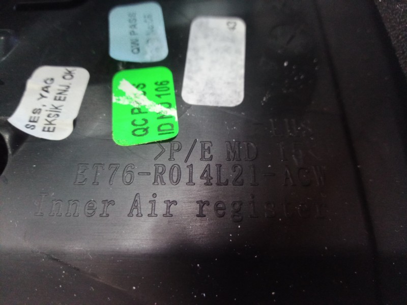 Recambio de rejilla aireadora para ford tourneo courier (c4a) ambiente referencia OEM IAM ET76R014L21 ET76R014L21 ET76R014L21