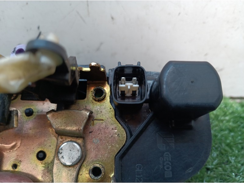 Recambio de cerradura puerta delantera izquierda para chrysler voyager (rg) 2.5 crd grand voyager limited referencia OEM IAM   