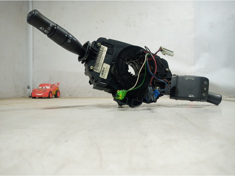 Recambio de mando multifuncion para renault megane ii classic berlina 1.9 dci diesel referencia OEM IAM 820021646511D 8200216465