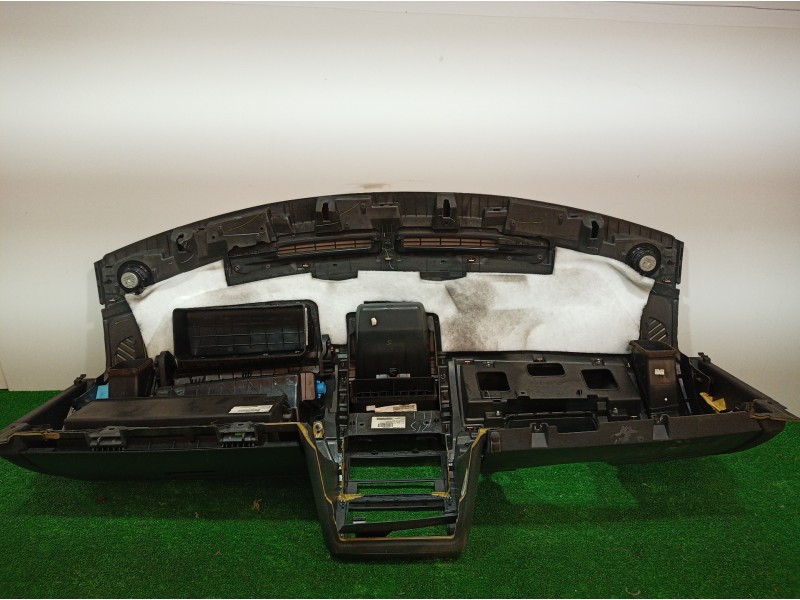 Recambio de salpicadero para dodge journey sxt referencia OEM IAM   