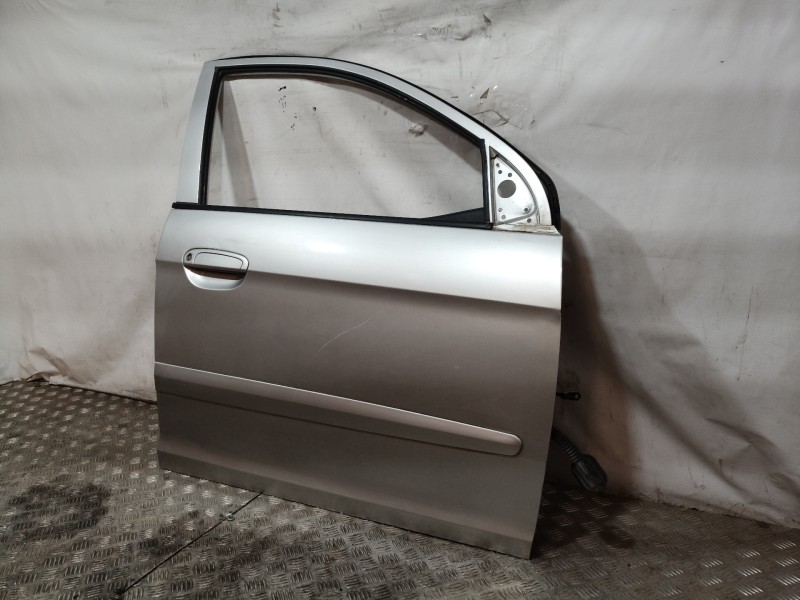 Recambio de puerta delantera derecha para kia picanto 1.1 active referencia OEM IAM 7600407010 7600407010 7600407010