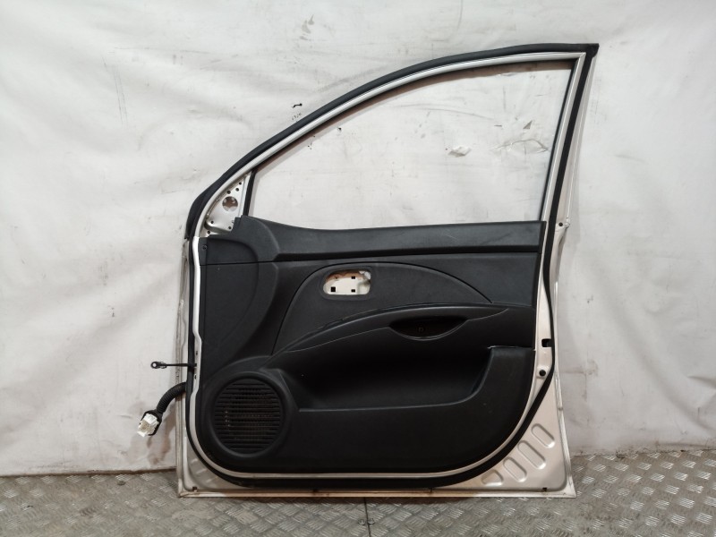 Recambio de puerta delantera derecha para kia picanto 1.1 active referencia OEM IAM 7600407010 7600407010 7600407010