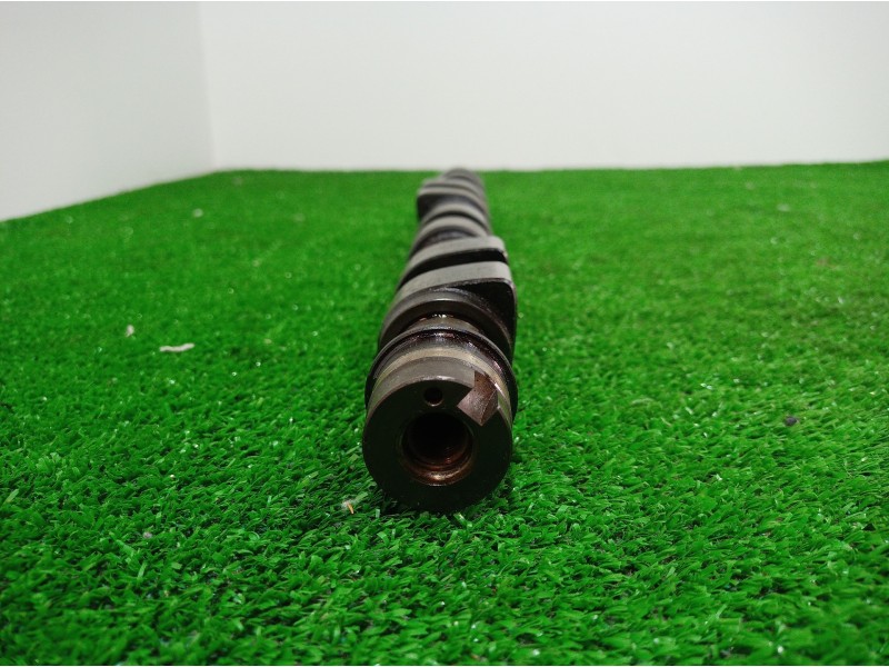 Recambio de arbol de levas para volkswagen passat variant (3b5) comfortline referencia OEM IAM   