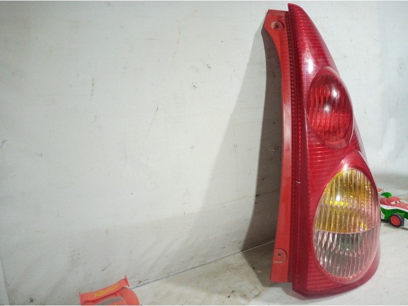 Recambio de piloto trasero derecho para peugeot 107 básico referencia OEM IAM   