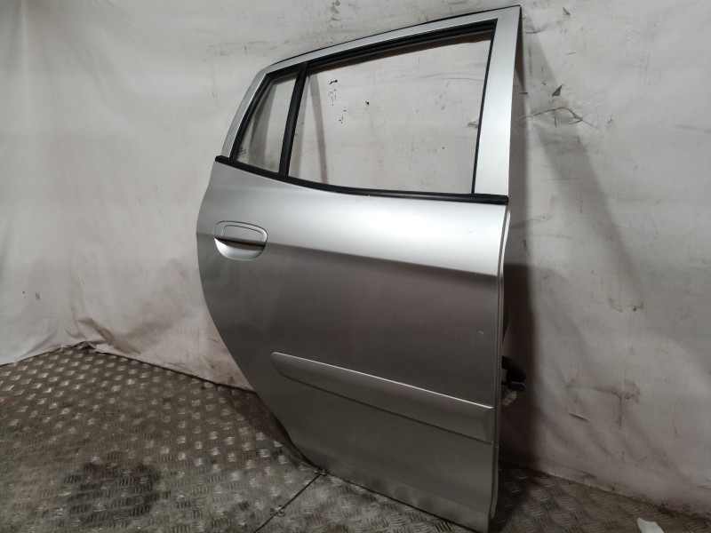 Recambio de puerta trasera derecha para kia picanto 1.1 active referencia OEM IAM 7700407010 7700407010 7700407010