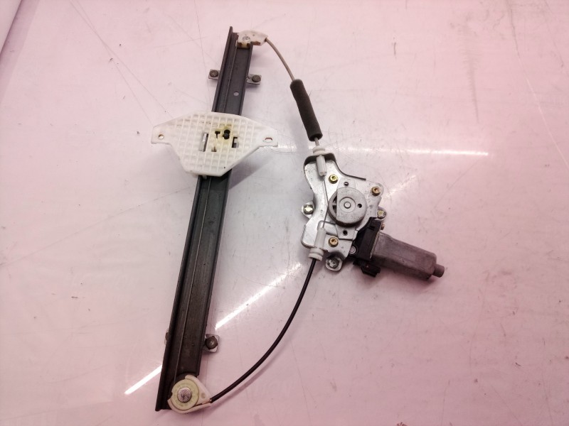 Recambio de elevalunas trasero izquierdo para ssangyong kyron 200 xdi premium 4wd referencia OEM IAM   