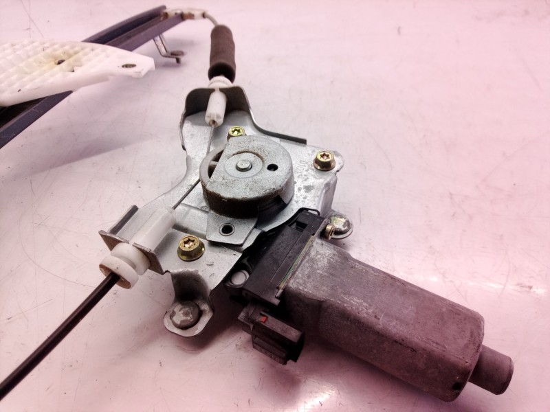 Recambio de elevalunas trasero izquierdo para ssangyong kyron 200 xdi premium 4wd referencia OEM IAM   