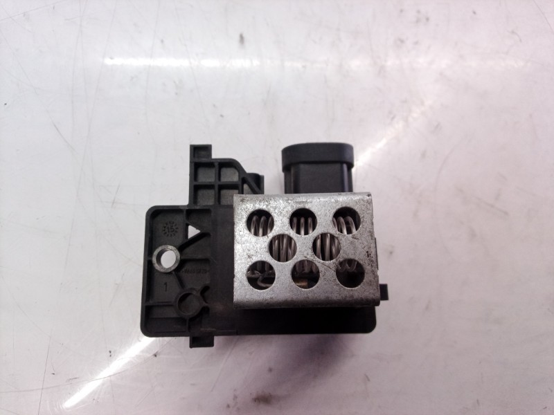 Recambio de resistencia calefaccion para renault captur helly hansen referencia OEM IAM 255503792R 255503792 F2182004
