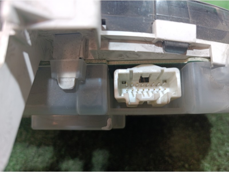 Recambio de cuadro instrumentos para mazda 5 berl. (cr) 2.0 active+ referencia OEM IAM C23555430 C23555430 C23555430