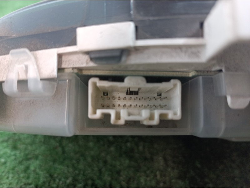 Recambio de cuadro instrumentos para mazda 5 berl. (cr) 2.0 active+ referencia OEM IAM C23555430 C23555430 C23555430