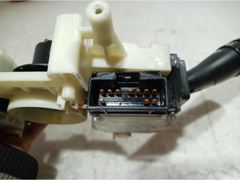 Recambio de mando multifuncion para hyundai accent (lc) 1.3 cat referencia OEM IAM 610W00280 610W00280 610W00280