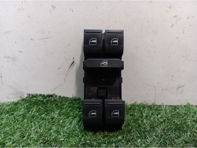 Recambio de mando elevalunas delantero izquierdo para volkswagen golf plus (5m1) bluemotion edition referencia OEM IAM 1K4959857