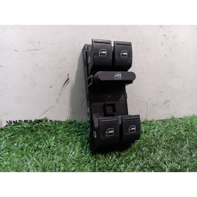 Recambio de mando elevalunas delantero izquierdo para volkswagen golf plus (5m1) bluemotion edition referencia OEM IAM 1K4959857