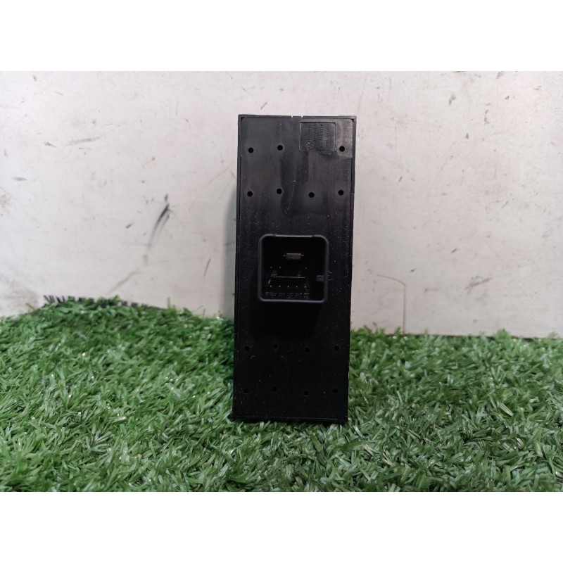 Recambio de mando elevalunas delantero izquierdo para volkswagen golf plus (5m1) bluemotion edition referencia OEM IAM 1K4959857