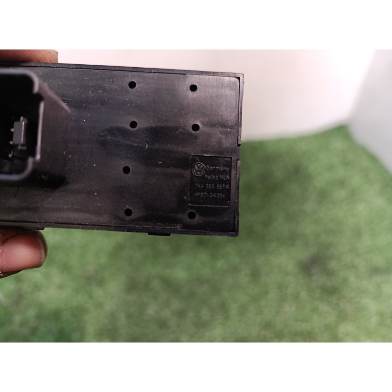 Recambio de mando elevalunas delantero izquierdo para volkswagen golf plus (5m1) bluemotion edition referencia OEM IAM 1K4959857