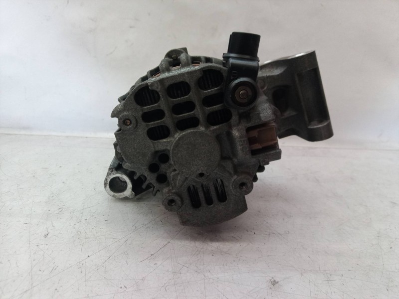 Recambio de alternador para mazda 2 berlina (dy) 1.2 active (55kw) referencia OEM IAM 2S6T10300CB 2S6T10300 2S6T10300