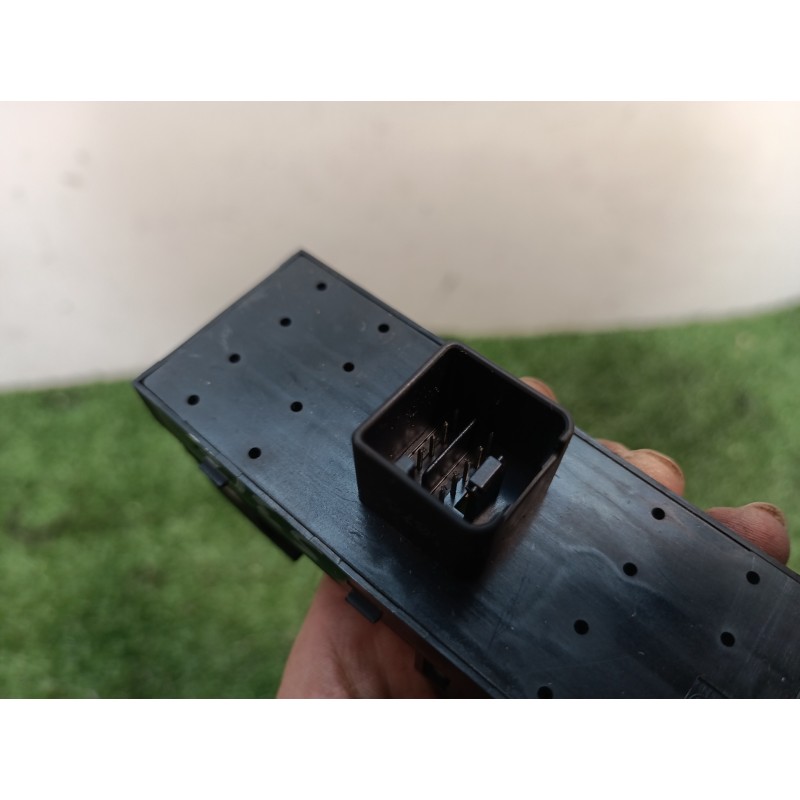 Recambio de mando elevalunas delantero izquierdo para volkswagen golf plus (5m1) bluemotion edition referencia OEM IAM 1K4959857