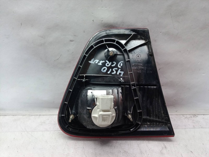 Recambio de piloto trasero derecho interior para seat cordoba berlina (6k2) signo referencia OEM IAM   