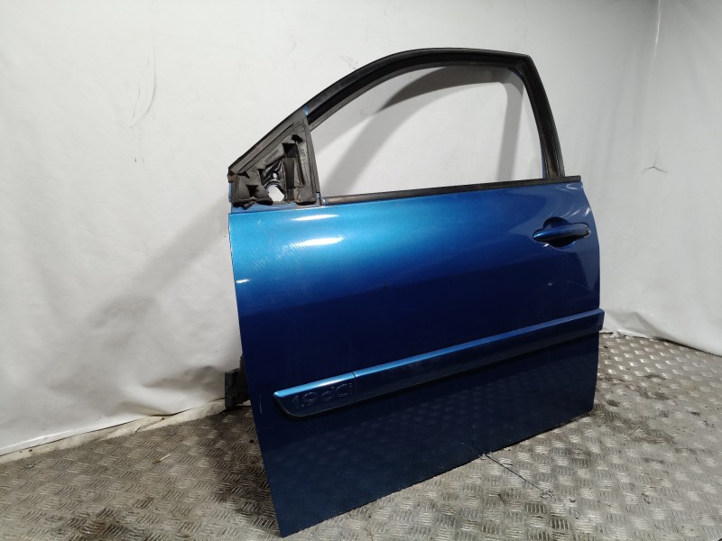 Recambio de puerta delantera izquierda para renault megane ii classic berlina 1.9 dci diesel referencia OEM IAM   