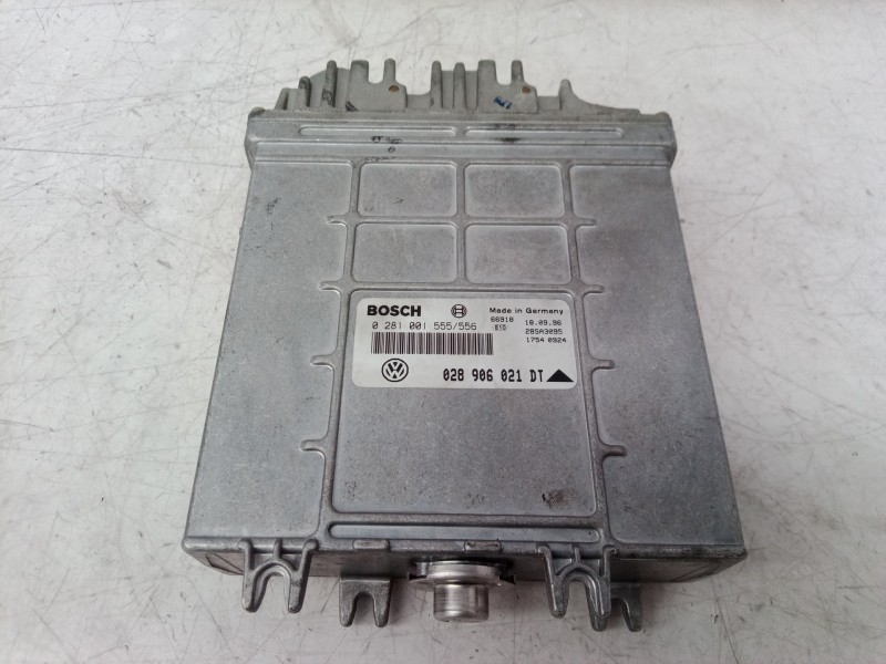 Recambio de centralita motor uce para volkswagen passat berlina (3b2) comfortline referencia OEM IAM 0281001555 0281001555 02890 Recambio de centralita motor uce para volkswagen passat berlina (3b2) comfortline referencia OEM IAM 0281001555 0281001555 02890