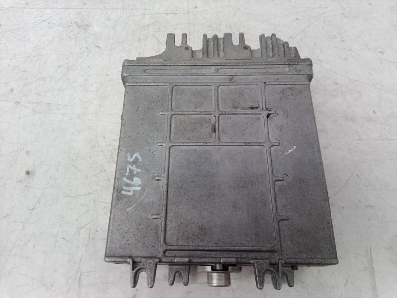 Recambio de centralita motor uce para volkswagen passat berlina (3b2) comfortline referencia OEM IAM 0281001555 0281001555 02890 Recambio de centralita motor uce para volkswagen passat berlina (3b2) comfortline referencia OEM IAM 0281001555 0281001555 02890