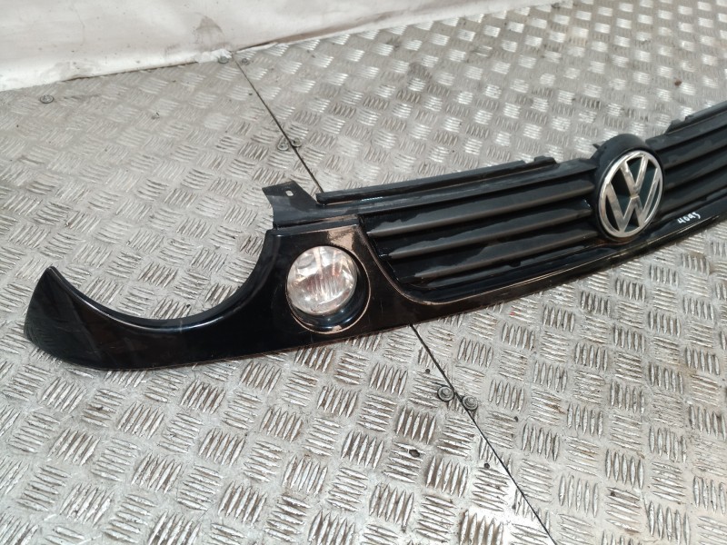 Recambio de rejilla delantera para volkswagen passat berlina (3b2) comfortline referencia OEM IAM   