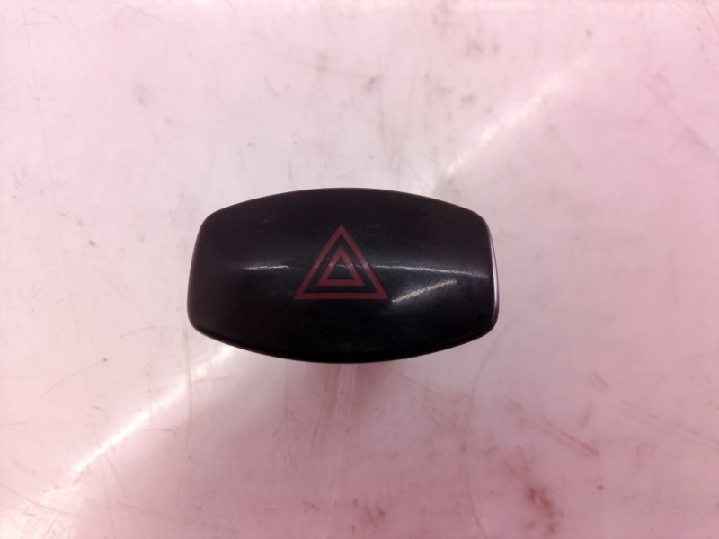 Recambio de warning para daewoo nubira berlina cdx referencia OEM IAM 864W0140 864W0140 864W0140