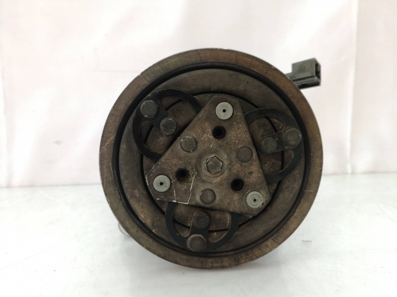 Recambio de compresor aire acondicionado para nissan vanette cargo (hc23) 2.3 diesel referencia OEM IAM 926008C810 926008C810 92