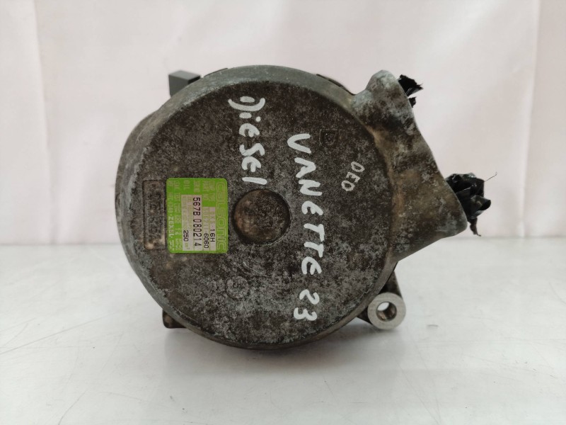 Recambio de compresor aire acondicionado para nissan vanette cargo (hc23) 2.3 diesel referencia OEM IAM 926008C810 926008C810 92