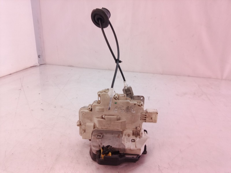 Recambio de cerradura puerta delantera derecha para audi a4 berlina (8e) 2.0 tdi 16v (103kw) referencia OEM IAM   