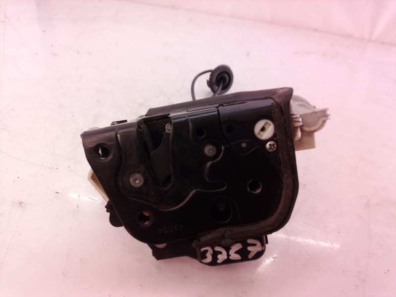 Recambio de cerradura puerta delantera derecha para audi a4 berlina (8e) 2.0 tdi 16v (103kw) referencia OEM IAM   