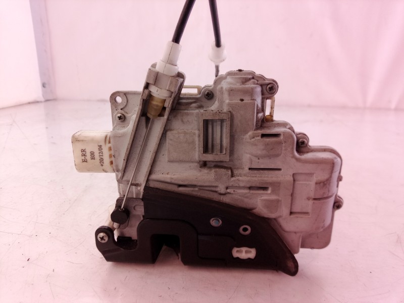 Recambio de cerradura puerta delantera derecha para audi a4 berlina (8e) 2.0 tdi 16v (103kw) referencia OEM IAM   