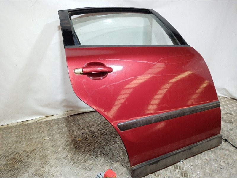 Recambio de puerta trasera derecha para volkswagen passat berlina (3b2) comfortline referencia OEM IAM   